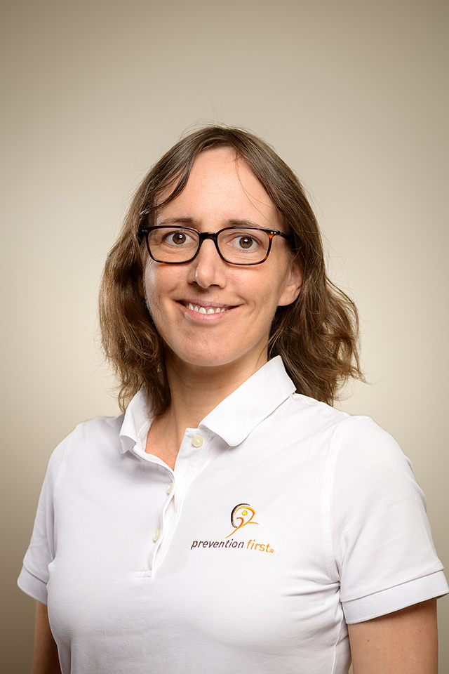 https://www.preventionfirst.de/wp-content/uploads/2023/08/Dr.-med.-Astrid-Gaida_GBN9062_S.jpg
